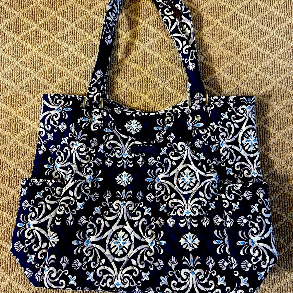 Vera Bradley Large Glenna Bag